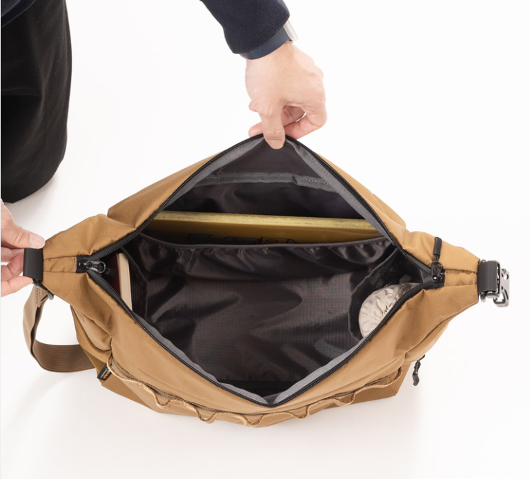 DOD CORDURA Shoulder Bag BA069-BK/BA069-CA