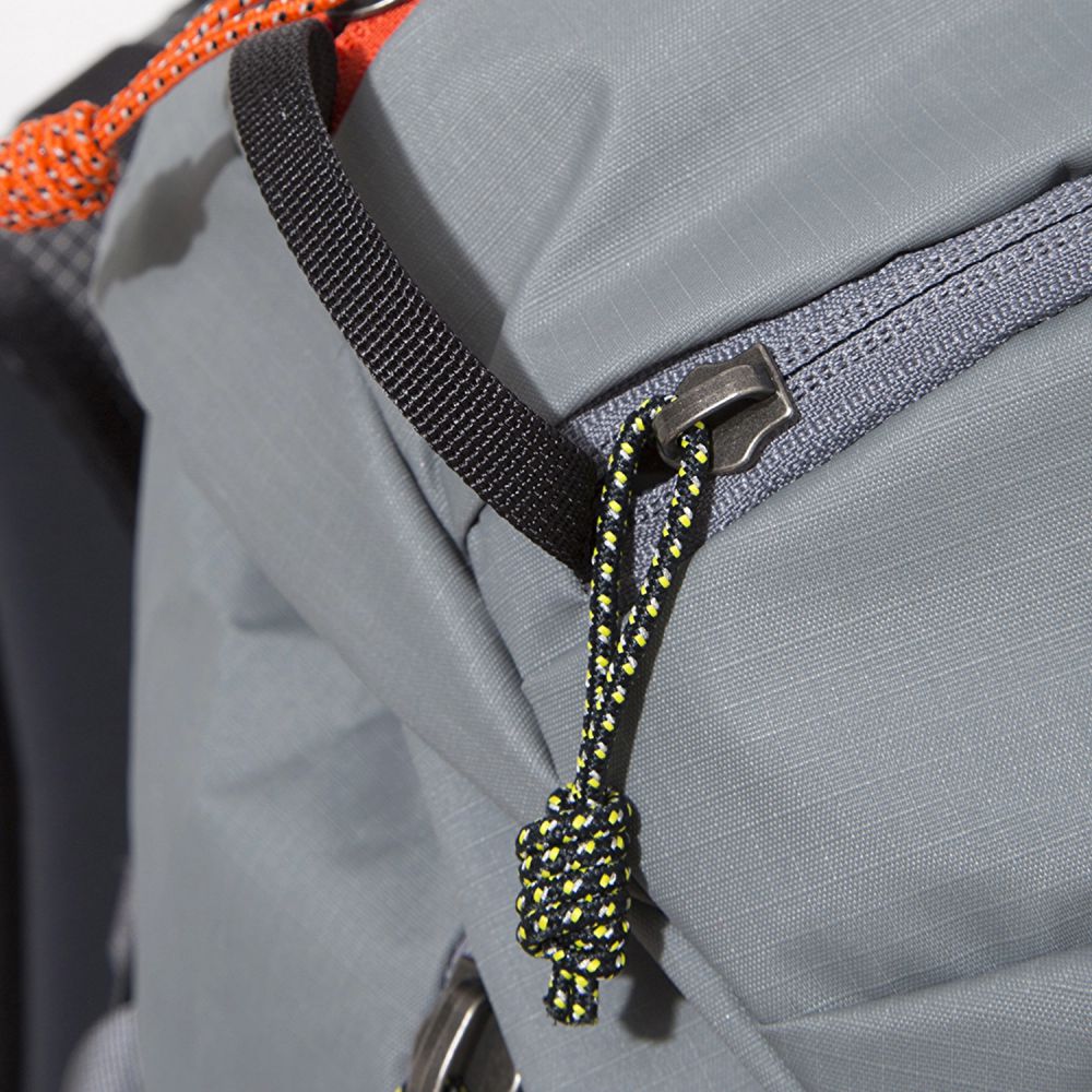 Mountain Hardwear Direttissima 55L Backpack 背嚢