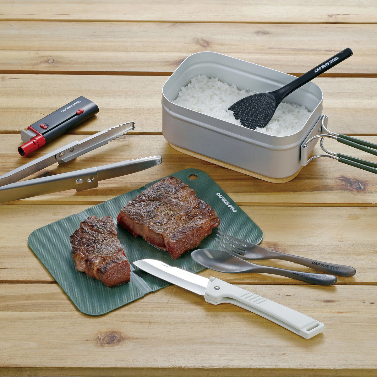 Captain Stag Plastic Folding Cutting Board 露營可摺疊鉆板 UH-4725