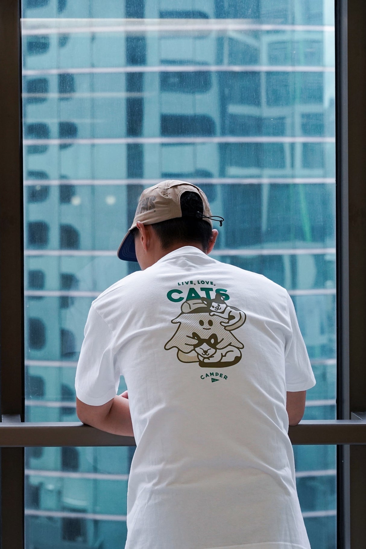 Camper Puu Cats T Shirt T恤